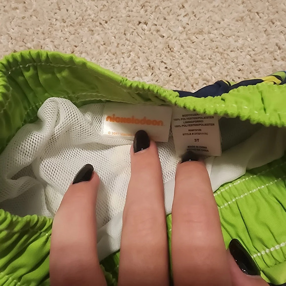 Nickelodeon TMNT swim trunks size 3t - Picture 2 of 2